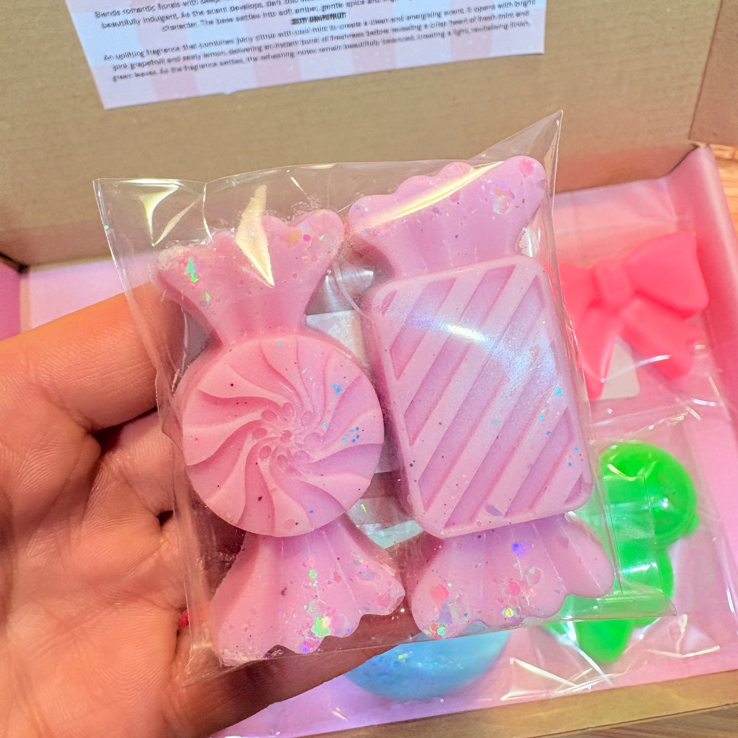 Wax Melt Bundle - August Box 8 - 6 x wax melt shapes
