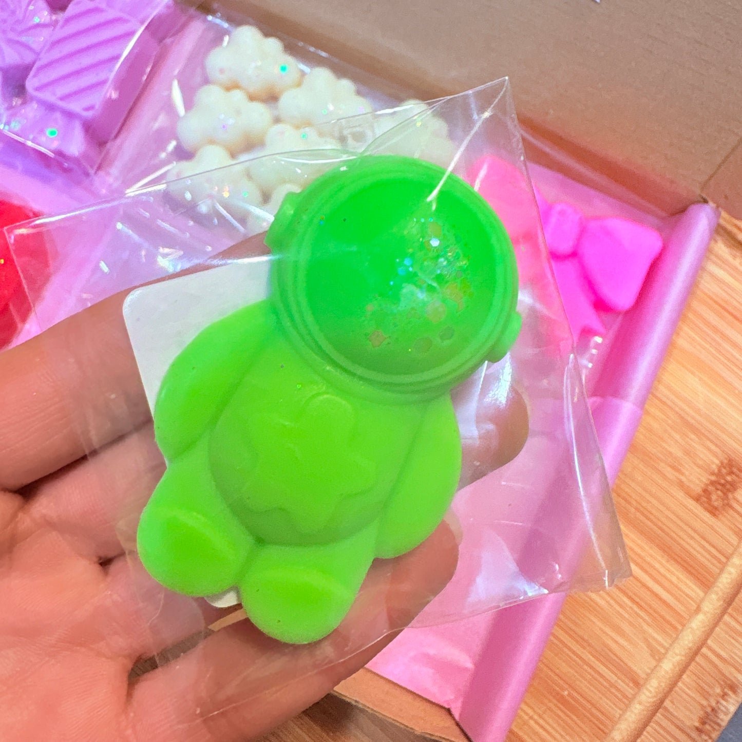 Wax Melt Bundle - August Box 8 - 6 x wax melt shapes