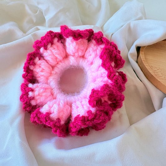 BELLE  | Crochet Scrunchie